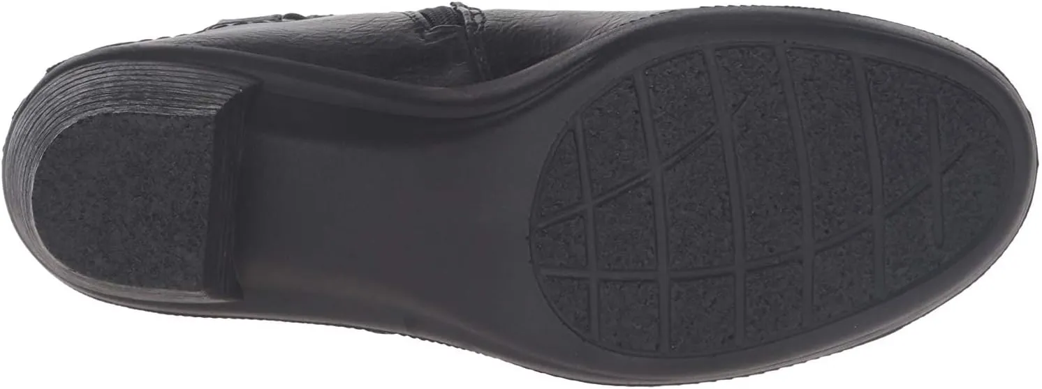 Easy Street Women's Dawnta Ankle Bootie