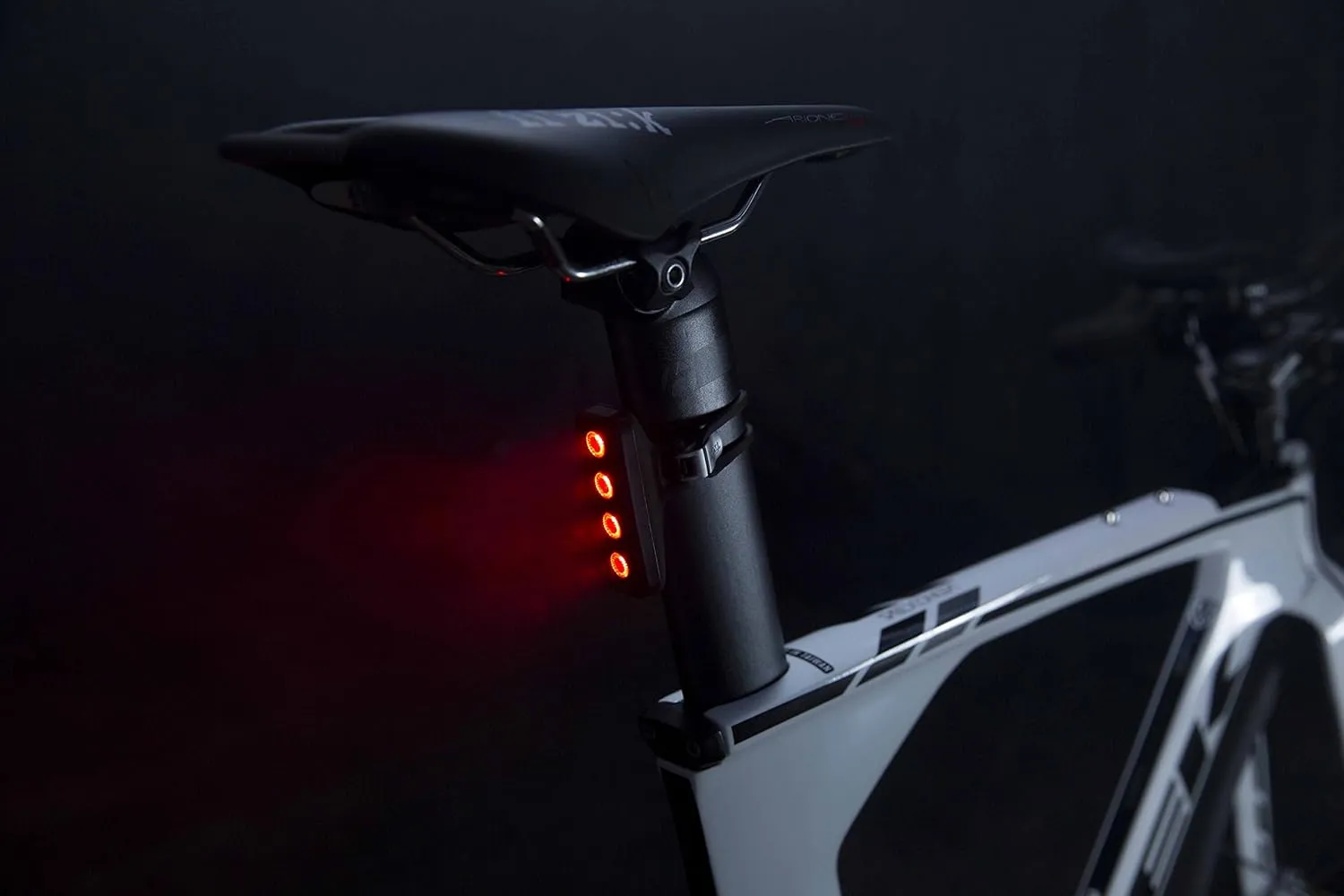 Knog Blinder MOB Bike Light: LED, USB Rechargeable, Hi-Powered Bicycle Headlight/Taillight
