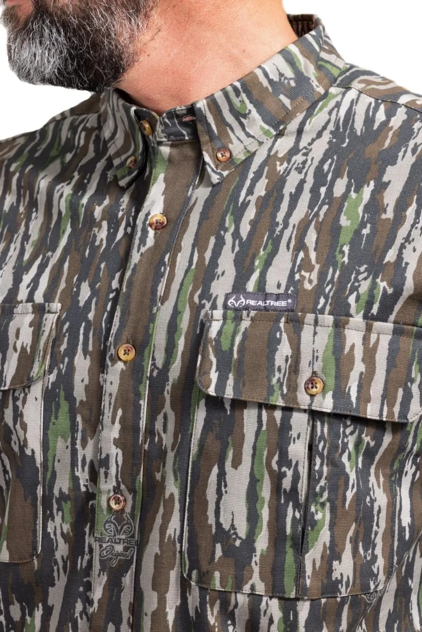 Realtree Men’s Long Sleeve Button Down Camp Shirt – Midweight, Cotton, Breathable Outdoor Shirt for Hunting and Fishing