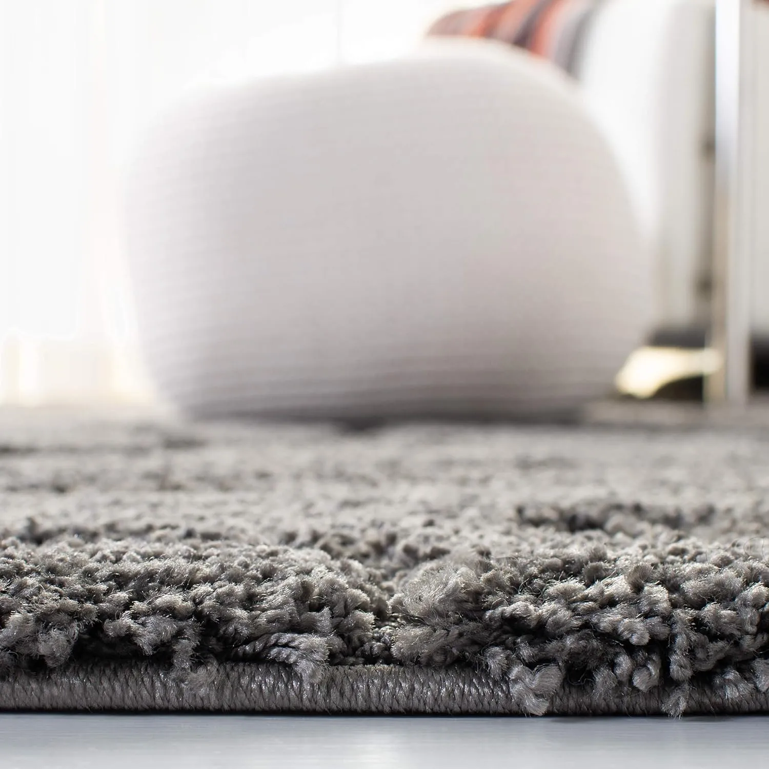 SAFAVIEH Florida Shag Collection Area Rug - 8' x 10', Grey, Scroll Design, Non-Shedding & Easy Care, 1.2-inch Thick Ideal for High Traffic Areas in Living Room, Bedroom (SG455-8013)
