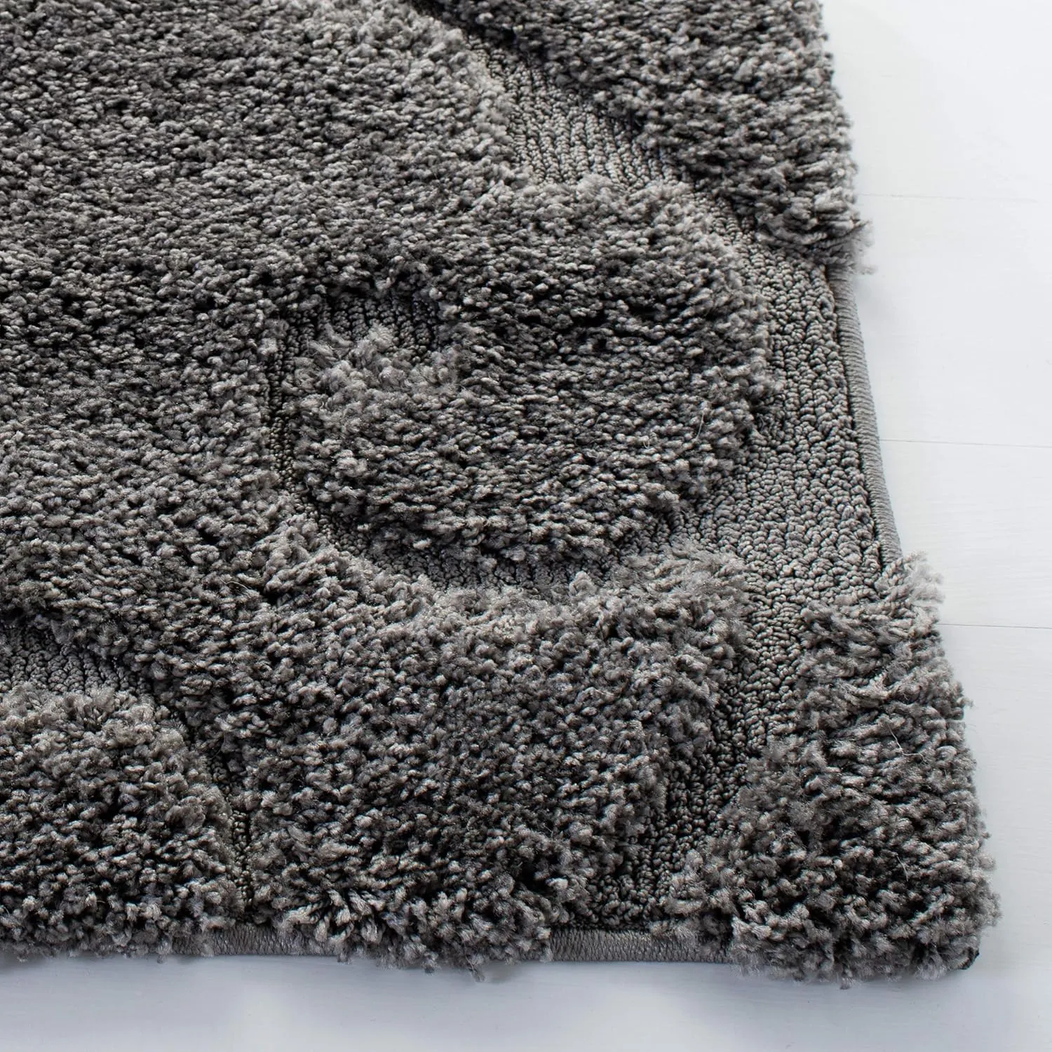 SAFAVIEH Florida Shag Collection Area Rug - 8' x 10', Grey, Scroll Design, Non-Shedding & Easy Care, 1.2-inch Thick Ideal for High Traffic Areas in Living Room, Bedroom (SG455-8013)