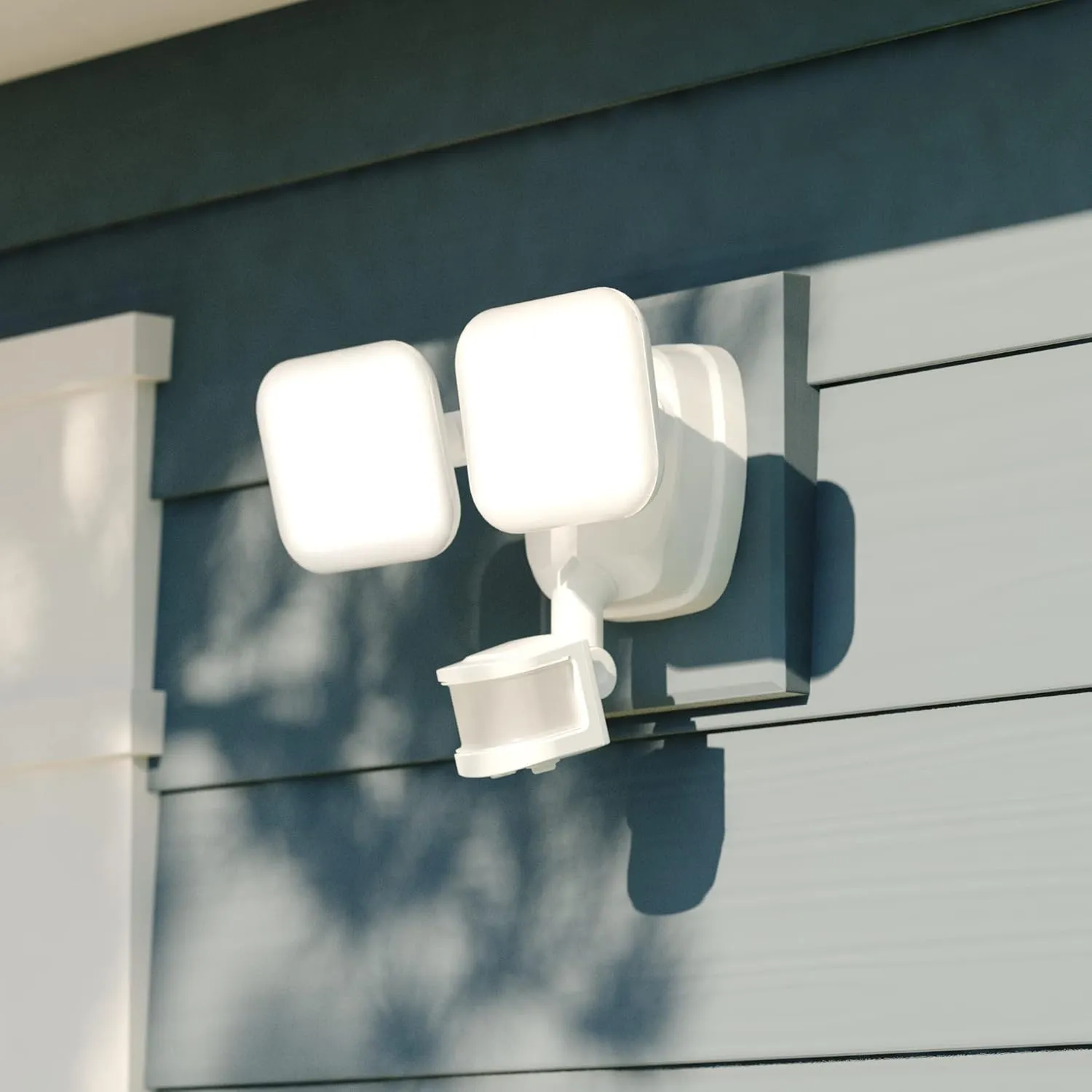 VAXCEL Theta 2 Light LED Outdoor Motion Sensor Adjustable Security Flood Light White